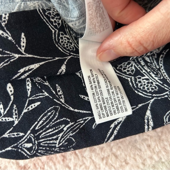 NWT Universal Thread Navy and White Floral Maxi Dress Size Small Cotton Blend - Picture 4 of 11